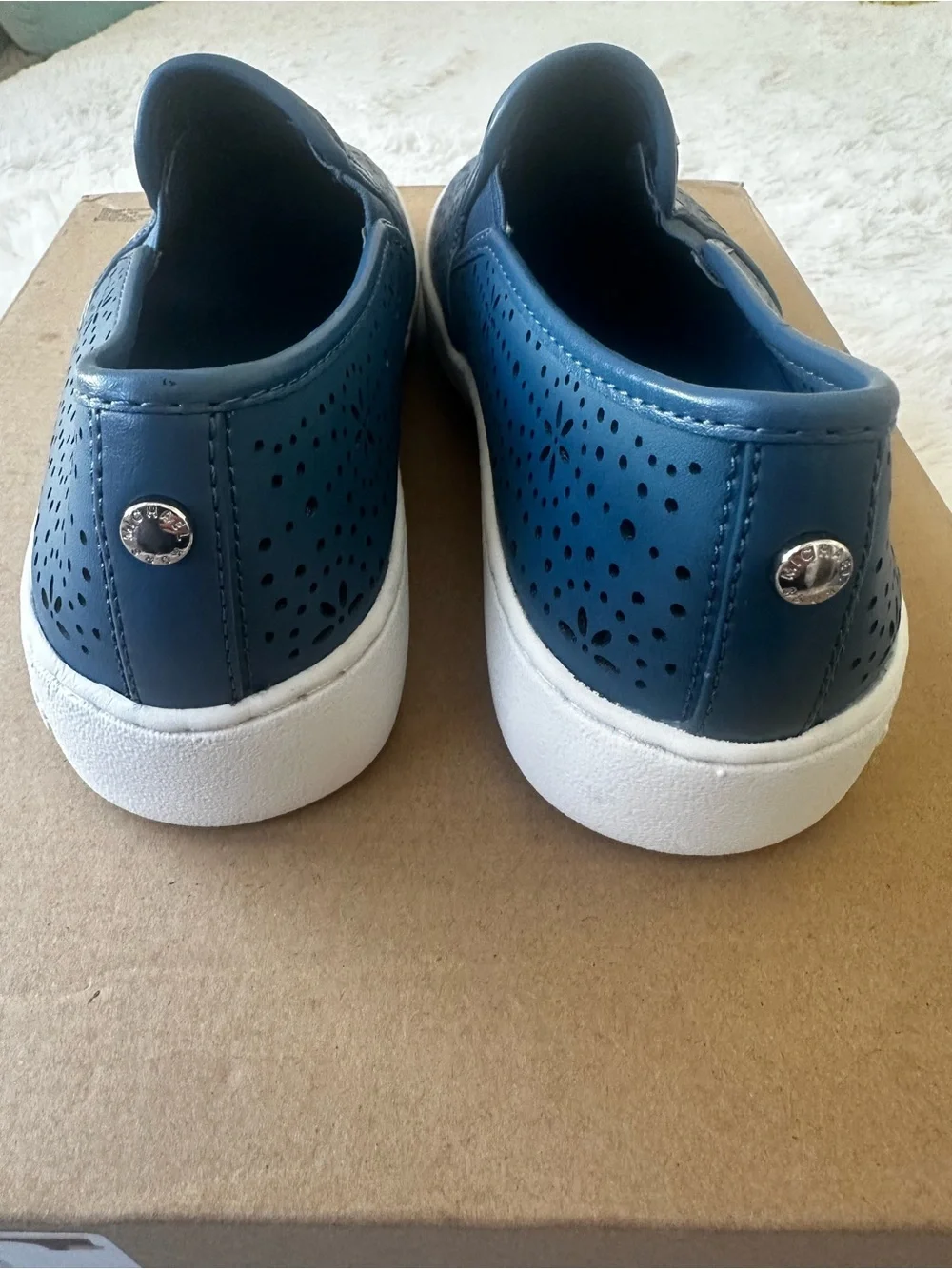 Michael Kors Keaton Blue Perforated Leather Slip On Sneakers Women’s Size 6